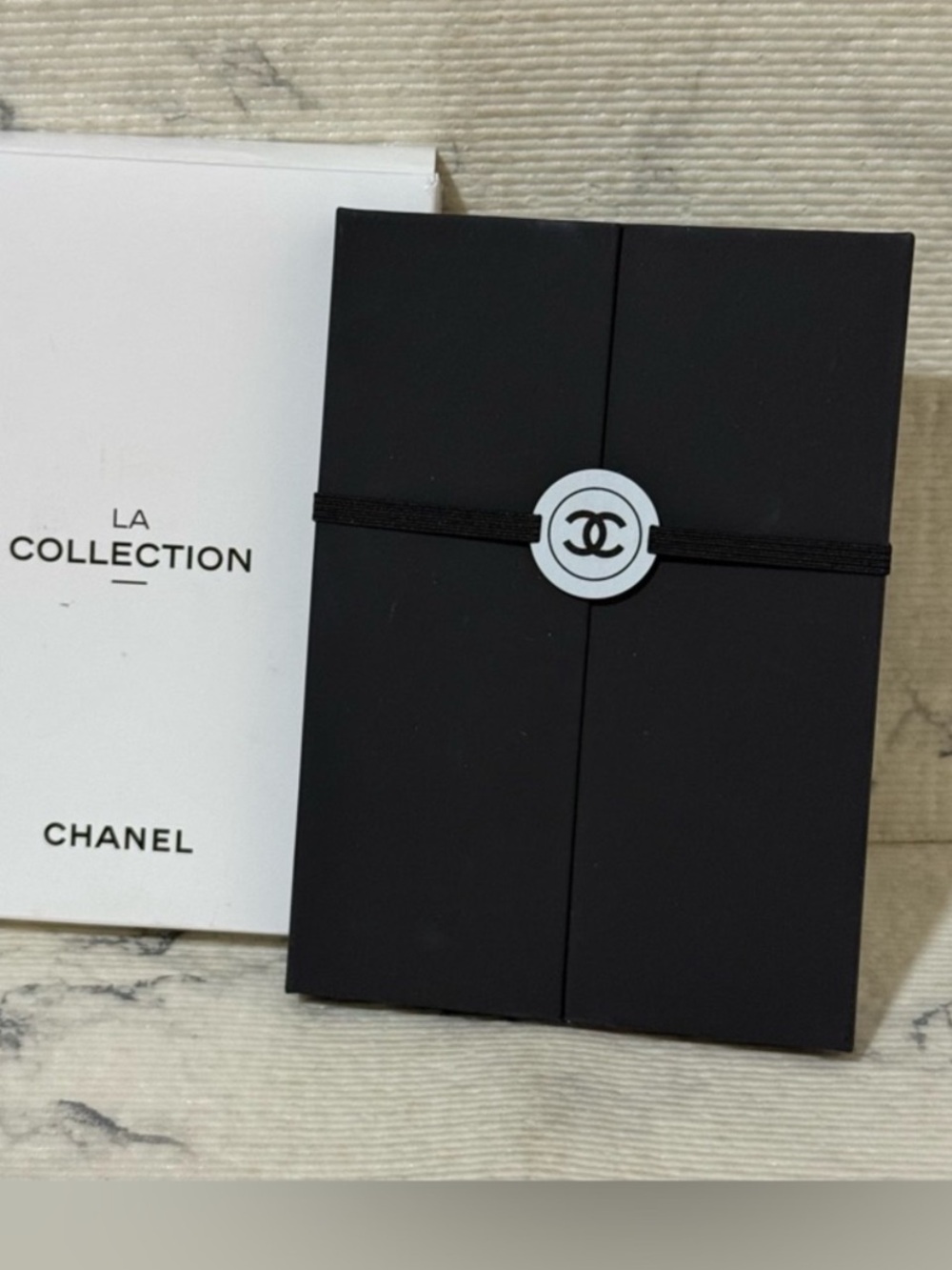 Chanel Beauty Notepad / Sticky Notes set with Pencil - Picture 5 of 14